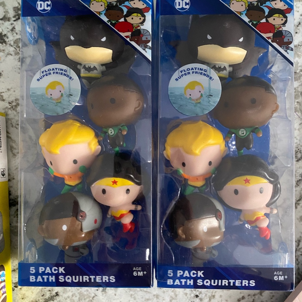 DC Comics Superhero Bath Squirters Set - Multicolor